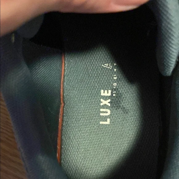 Men’s Size 9.5 Under Armour Gray Athletic Shoes - Picture 9 of 9